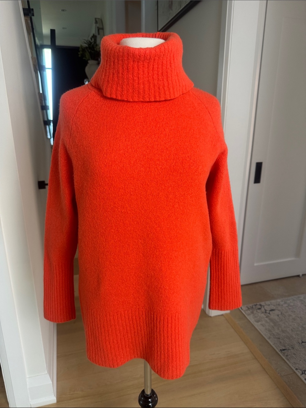 Banana Republic Orange Turtleneck Merino Wool Blend Sweater with side Zipper L